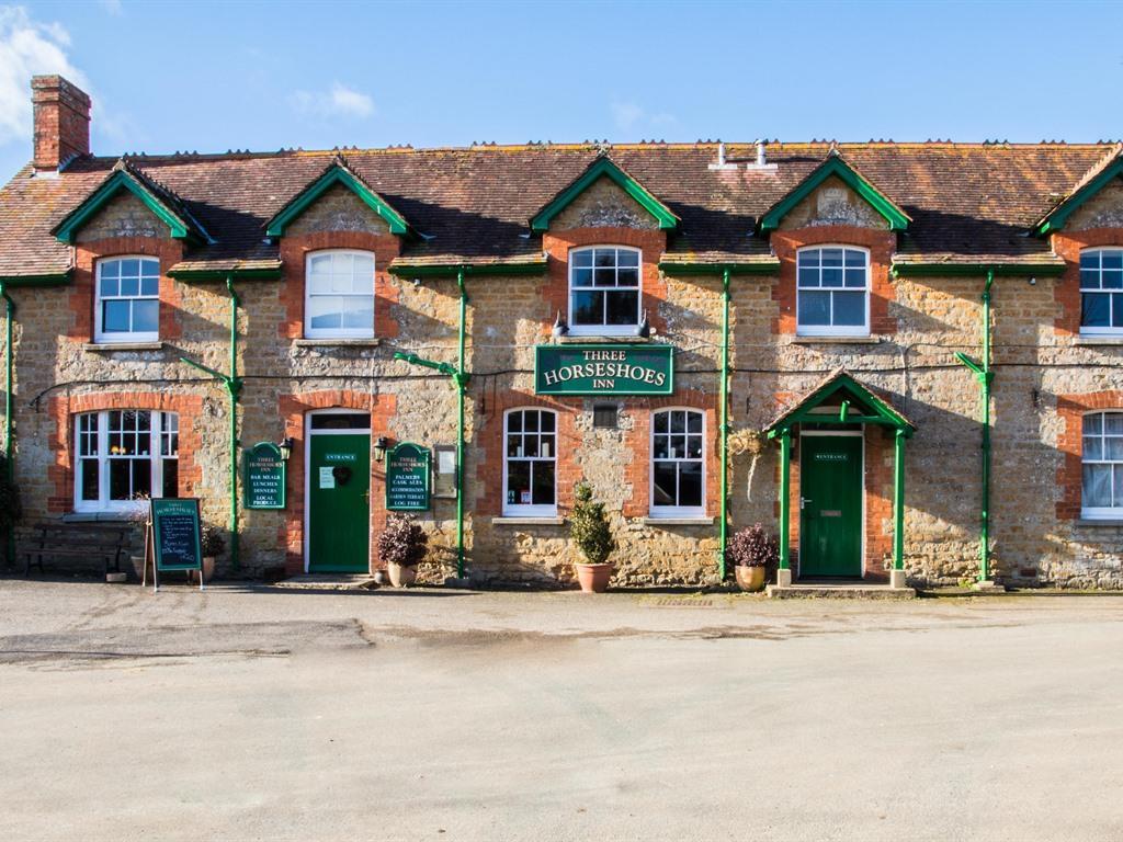 Three Horseshoes Inn Powerstock Exterior foto